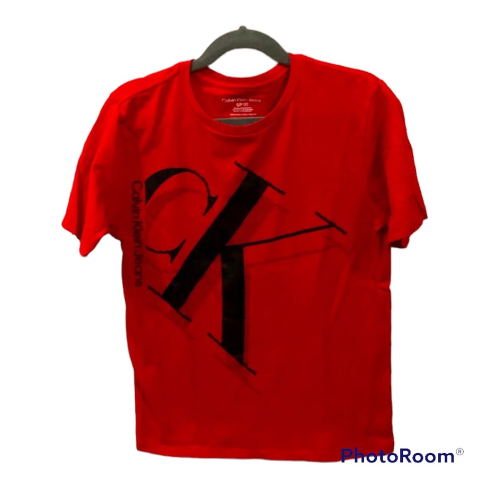 (4 for $15)-- Calvin Klein Red Tee Size 8